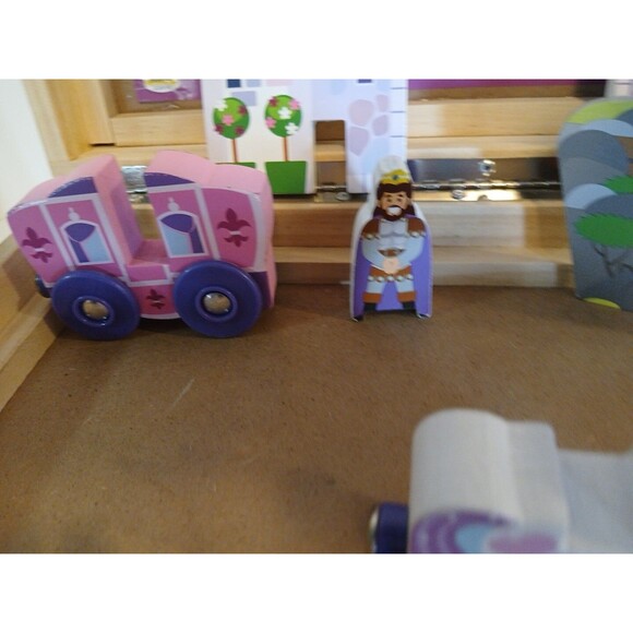 Melissa &Doug Take-Along Kingdom & Case Partial Missing A Few Pieces Super Nice - Picture 12 of 16